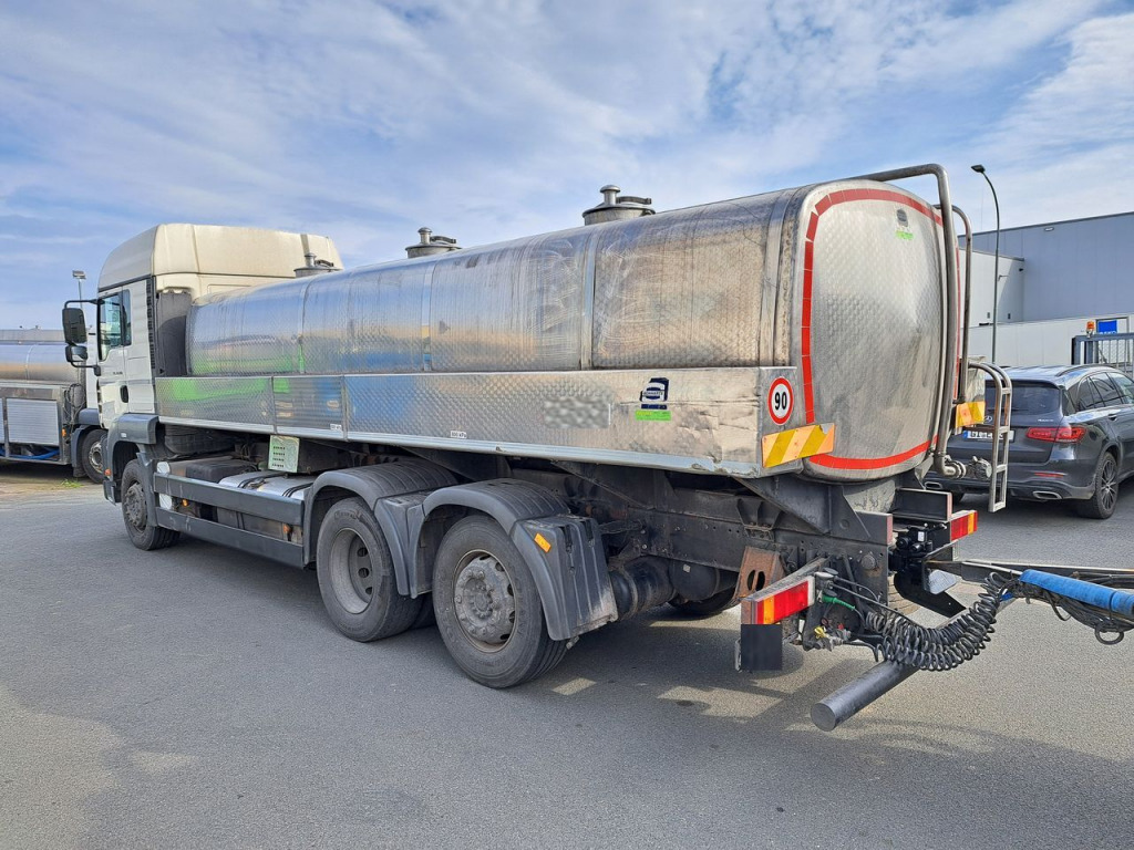 MAN TGA 03 26.413 FNLLW Wasserfahrzeug (Nr. 5726) - Tankwagen: afbeelding 4 MAN TGA 03 26.413 FNLLW Wasserfahrzeug (Nr. 5726) - Tankwagen: afbeelding 4