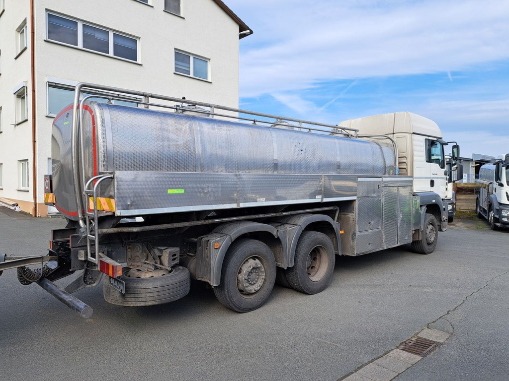 MAN TGA 03 26.413 FNLLW Wasserfahrzeug (Nr. 5726) - Tankwagen: afbeelding 3 MAN TGA 03 26.413 FNLLW Wasserfahrzeug (Nr. 5726) - Tankwagen: afbeelding 3