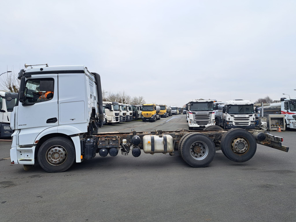 Mercedes Benz Actros 2545 L 6x2 Motorschaden(Nr. 5785) - Chassis vrachtwagen: afbeelding 2 Mercedes Benz Actros 2545 L 6x2 Motorschaden(Nr. 5785) - Chassis vrachtwagen: afbeelding 2