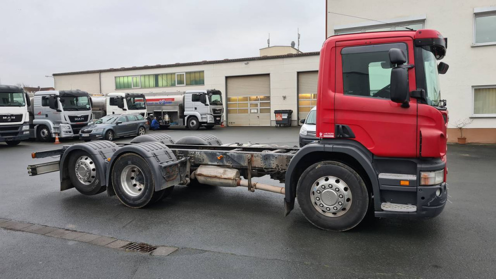 Scania P 400 6x2 RECHTSLENKER(Nr. 5018) - Chassis vrachtwagen: afbeelding 1 Scania P 400 6x2 RECHTSLENKER(Nr. 5018) - Chassis vrachtwagen: afbeelding 1