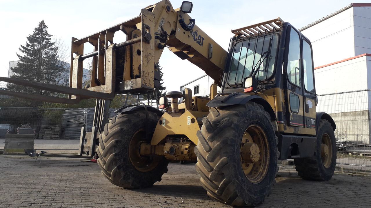 CATERPILLAR TH62 - Telescooplader: afbeelding 1 CATERPILLAR TH62 - Telescooplader: afbeelding 1