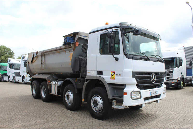 Mercedes-Benz Actros 4141 * 8x4 * 3 pedal * - Kipper vrachtwagen: afbeelding 5 Mercedes-Benz Actros 4141 * 8x4 * 3 pedal * - Kipper vrachtwagen: afbeelding 5