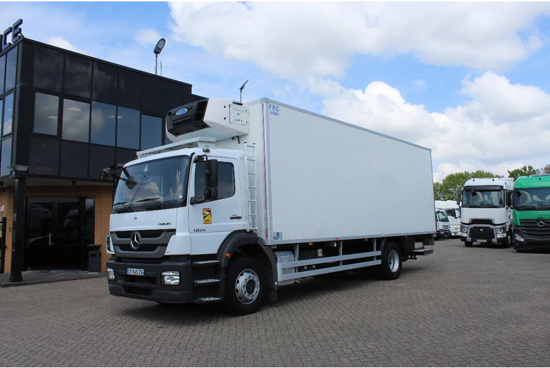 Mercedes-Benz Axor 1824 * EURO5 * 4X2 * CARRIER SUPRA 850 * MANUAL * only 100tkm!!! * - Koelwagen vrachtwagen: afbeelding 1 Mercedes-Benz Axor 1824 * EURO5 * 4X2 * CARRIER SUPRA 850 * MANUAL * only 100tkm!!! * - Koelwagen vrachtwagen: afbeelding 1
