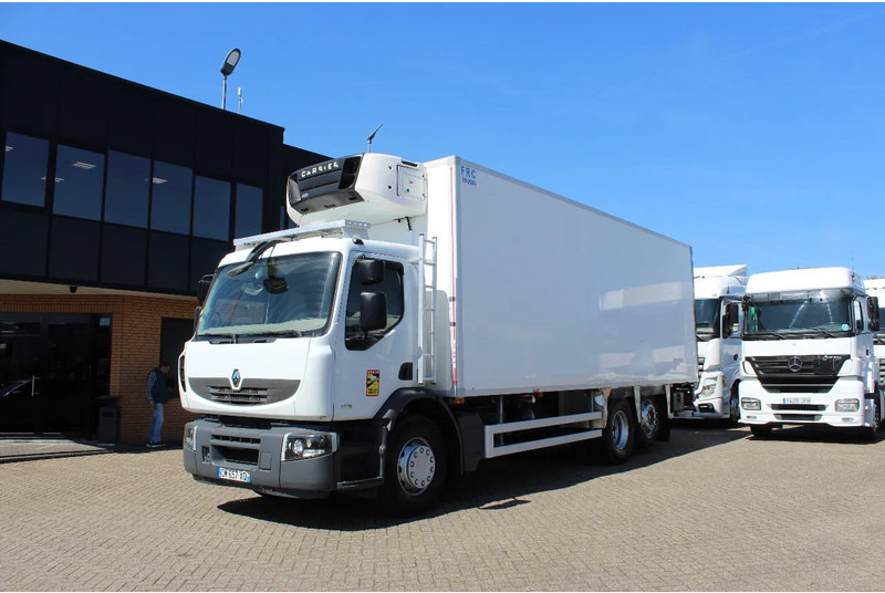 Renault Premium 310 * EURO5 * CARRIER SUPRA 850 * 6X2 * MANUAUL * - Koelwagen vrachtwagen: afbeelding 1 Renault Premium 310 * EURO5 * CARRIER SUPRA 850 * 6X2 * MANUAUL * - Koelwagen vrachtwagen: afbeelding 1