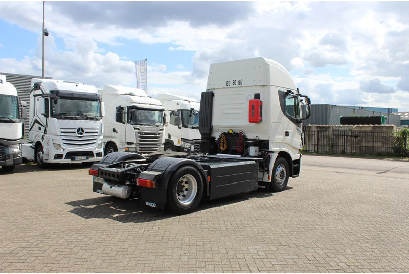 Iveco STRALIS 400 * RETARDER * CNG * 4X2 * LOW KM * - Trekker: afbeelding 4 Iveco STRALIS 400 * RETARDER * CNG * 4X2 * LOW KM * - Trekker: afbeelding 4
