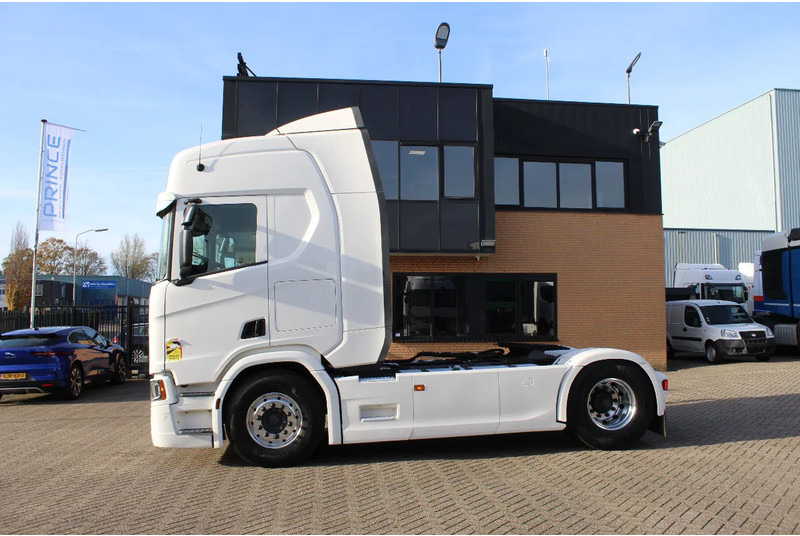 Scania R450 * RETARDER * 4X2 * HYDRAULIC * - Trekker: afbeelding 2 Scania R450 * RETARDER * 4X2 * HYDRAULIC * - Trekker: afbeelding 2