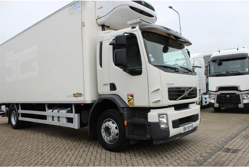 Volvo FE 240 * EURO5 * THERMO KING T-1200R * 4X2 * - Koelwagen vrachtwagen: afbeelding 5 Volvo FE 240 * EURO5 * THERMO KING T-1200R * 4X2 * - Koelwagen vrachtwagen: afbeelding 5