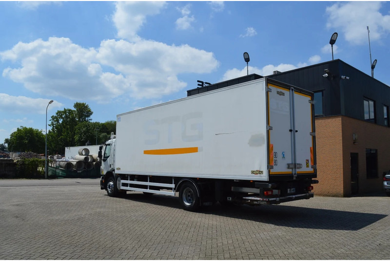 Volvo FE 260 * EURO5 * CARRIER SUPRA SILENT 950 MT * 4X2 * - Koelwagen vrachtwagen: afbeelding 2 Volvo FE 260 * EURO5 * CARRIER SUPRA SILENT 950 MT * 4X2 * - Koelwagen vrachtwagen: afbeelding 2