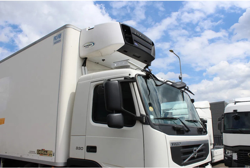 Volvo FM 330 * EURO5 * CARRIER SUPRA SILENT MT * - Koelwagen vrachtwagen: afbeelding 5 Volvo FM 330 * EURO5 * CARRIER SUPRA SILENT MT * - Koelwagen vrachtwagen: afbeelding 5