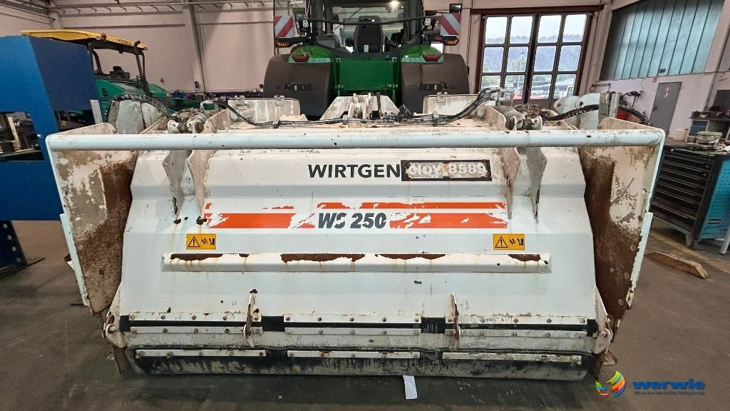 Wirtgen WS 250 - Asfaltmachine: afbeelding 2 Wirtgen WS 250 - Asfaltmachine: afbeelding 2