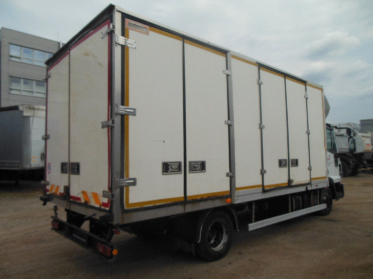 Iveco EUROCARGO 75E14 - Bestelwagen gesloten laadbak: afbeelding 3 Iveco EUROCARGO 75E14 - Bestelwagen gesloten laadbak: afbeelding 3