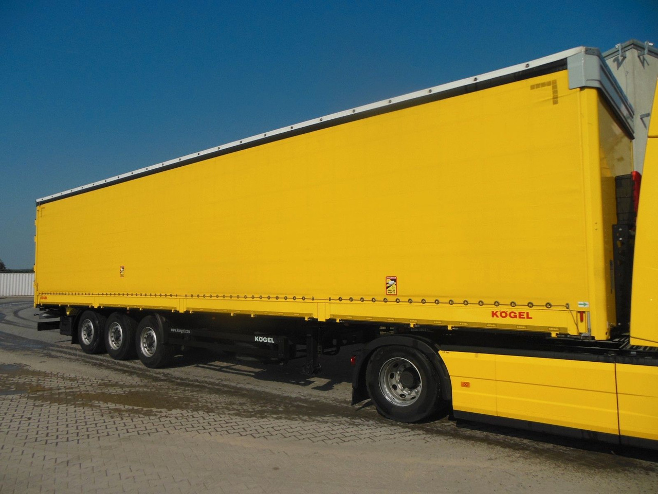 Kögel SN 24, BORDWÄNDE 700 MM, HUBDACH!!! TOP - Schuifzeiloplegger: afbeelding 3 Kögel SN 24, BORDWÄNDE 700 MM, HUBDACH!!! TOP - Schuifzeiloplegger: afbeelding 3