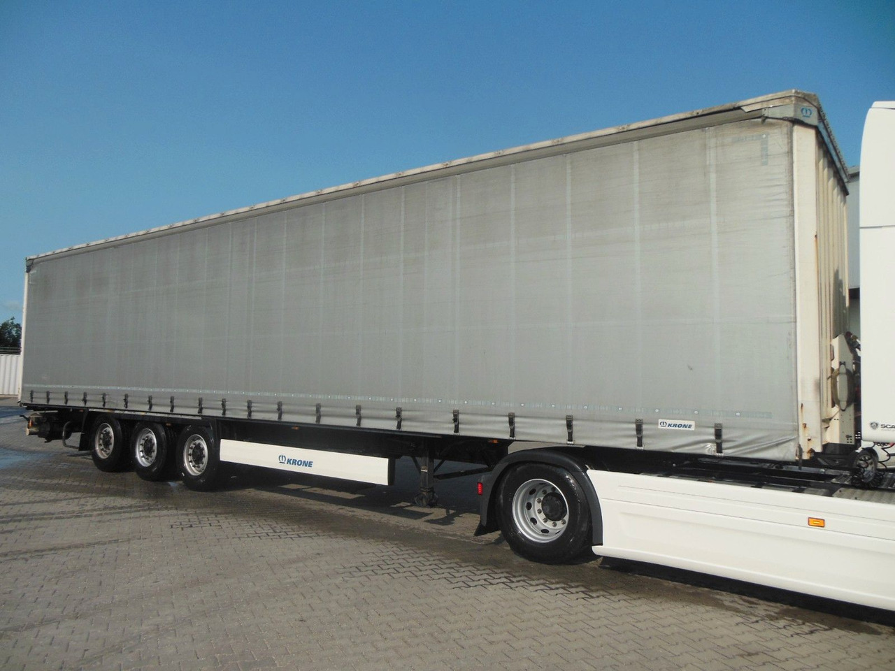 Krone SD, BPW, HUBDACH, LIFT ACHSE, 3 STÜCKS AM LAGER - Schuifzeiloplegger: afbeelding 4 Krone SD, BPW, HUBDACH, LIFT ACHSE, 3 STÜCKS AM LAGER - Schuifzeiloplegger: afbeelding 4