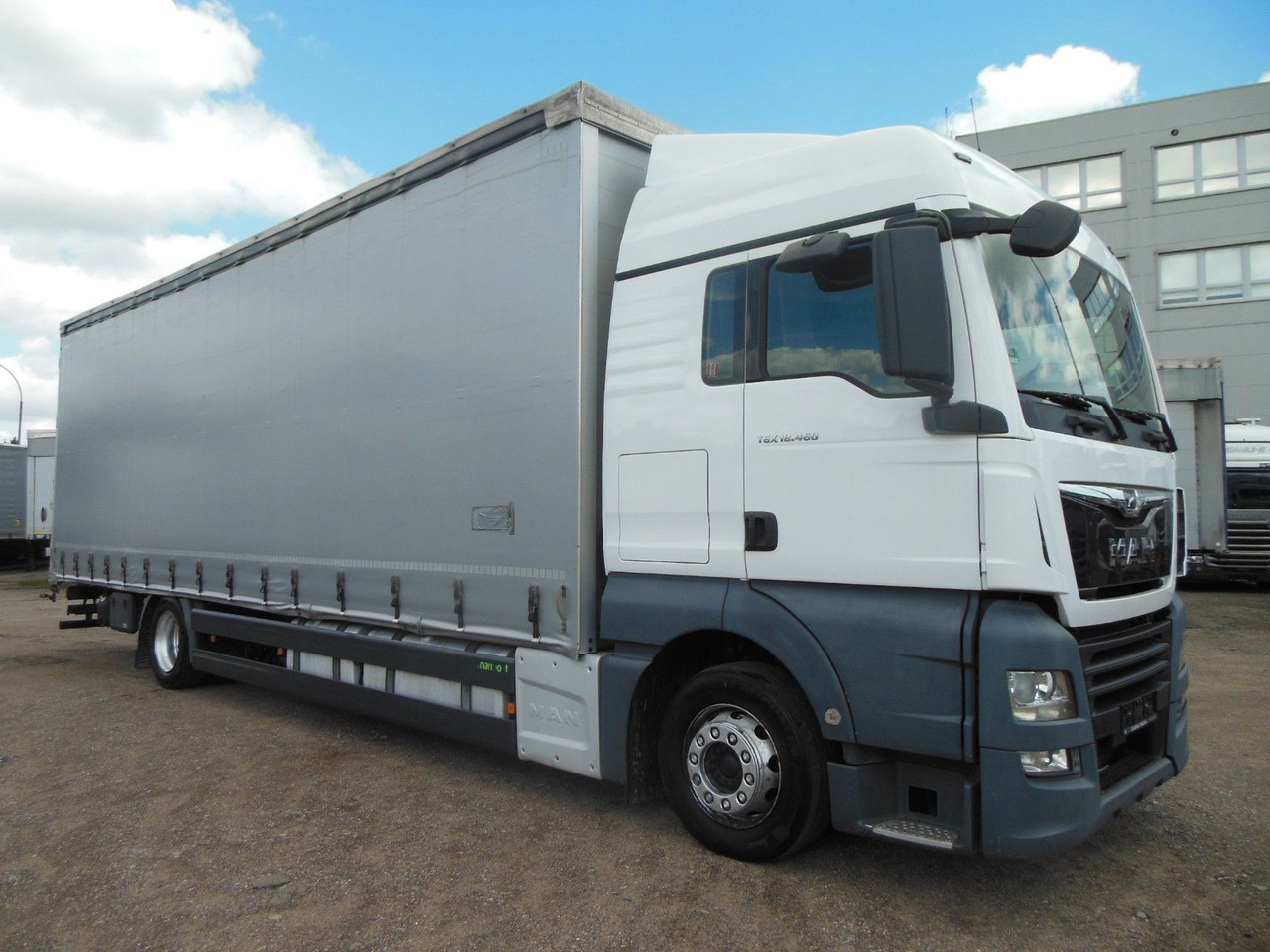 MAN TGX 18.460, XLX, VOLL LUFT, PRITSCHE 9,2M, TOP!! - Schuifzeilen vrachtwagen: afbeelding 2 MAN TGX 18.460, XLX, VOLL LUFT, PRITSCHE 9,2M, TOP!! - Schuifzeilen vrachtwagen: afbeelding 2