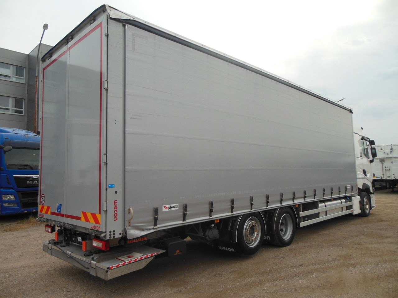 Renault T 440, 6X2, D-HOLLANDIA, 23 PALETTEN, WIE NEUE! - Schuifzeilen vrachtwagen: afbeelding 3 Renault T 440, 6X2, D-HOLLANDIA, 23 PALETTEN, WIE NEUE! - Schuifzeilen vrachtwagen: afbeelding 3