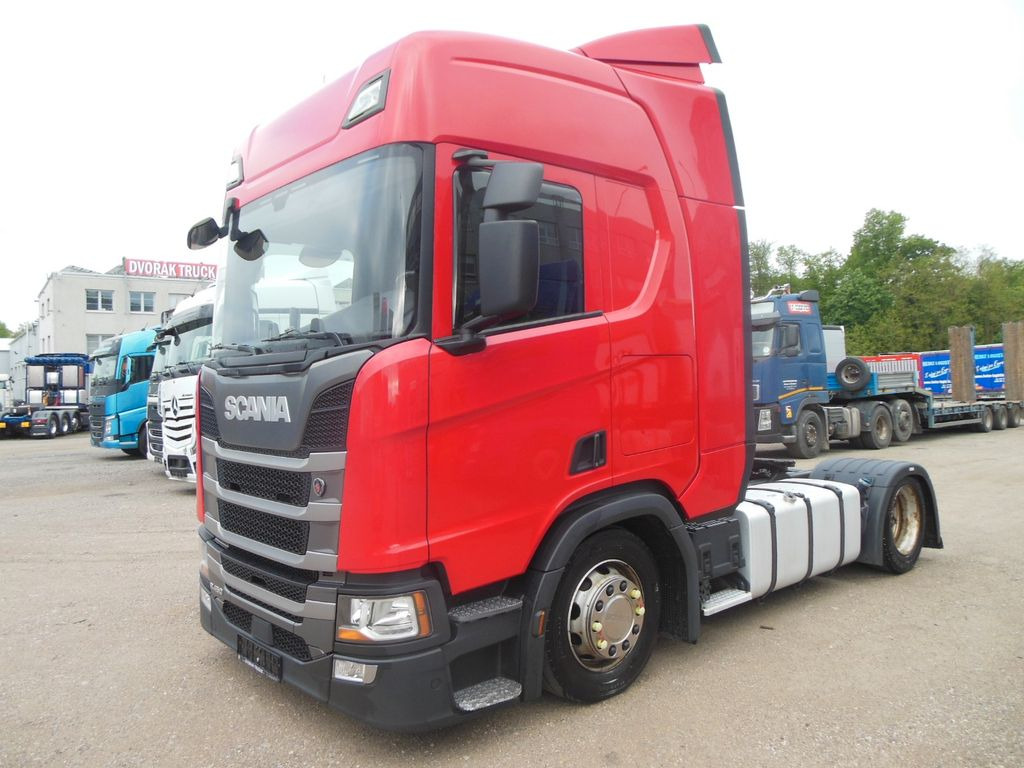 Scania R450 LOWDECK, RETARDER, STANDKLIMA, VOLL LUFT Scania R450 LOWDECK, RETARDER, STANDKLIMA, VOLL LUFT - Trekker: afbeelding 1 Scania R450 LOWDECK, RETARDER, STANDKLIMA, VOLL LUFT Scania R450 LOWDECK, RETARDER, STANDKLIMA, VOLL LUFT - Trekker: afbeelding 1