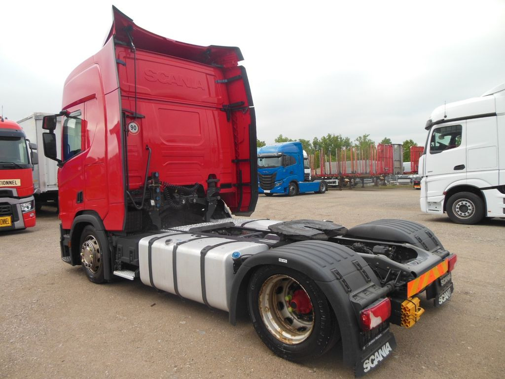 Scania R450 LOWDECK, RETARDER, STANDKLIMA, VOLL LUFT Scania R450 LOWDECK, RETARDER, STANDKLIMA, VOLL LUFT - Trekker: afbeelding 4 Scania R450 LOWDECK, RETARDER, STANDKLIMA, VOLL LUFT Scania R450 LOWDECK, RETARDER, STANDKLIMA, VOLL LUFT - Trekker: afbeelding 4