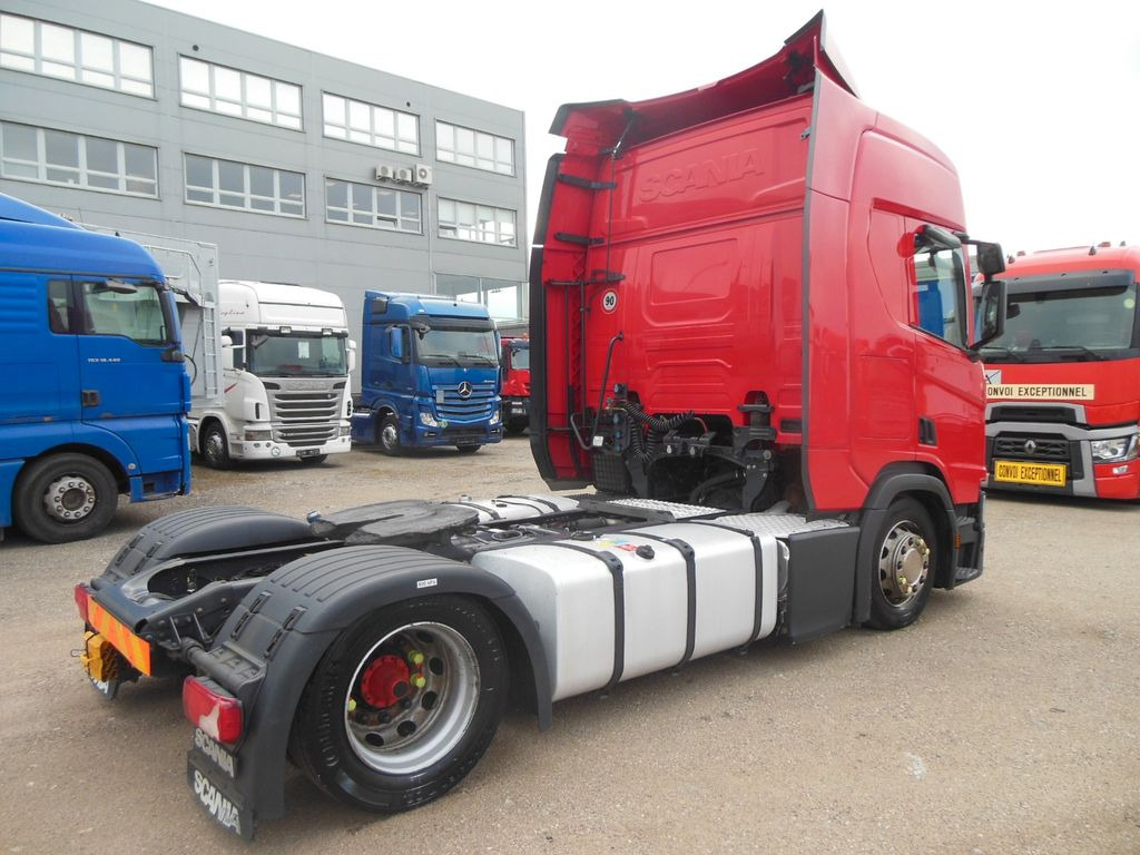 Scania R450 LOWDECK, RETARDER, STANDKLIMA, VOLL LUFT Scania R450 LOWDECK, RETARDER, STANDKLIMA, VOLL LUFT - Trekker: afbeelding 3 Scania R450 LOWDECK, RETARDER, STANDKLIMA, VOLL LUFT Scania R450 LOWDECK, RETARDER, STANDKLIMA, VOLL LUFT - Trekker: afbeelding 3