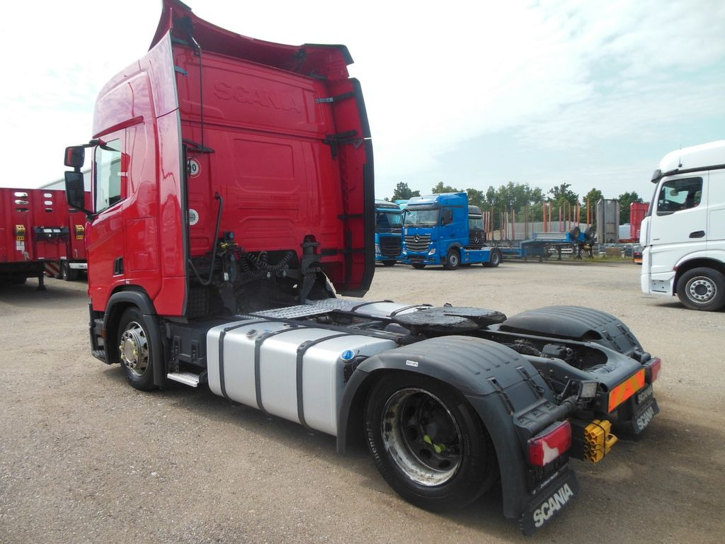 Scania R450 LOWDECK, RETARDER, STANDKLIMA, VOLL LUFT - Trekker: afbeelding 4 Scania R450 LOWDECK, RETARDER, STANDKLIMA, VOLL LUFT - Trekker: afbeelding 4