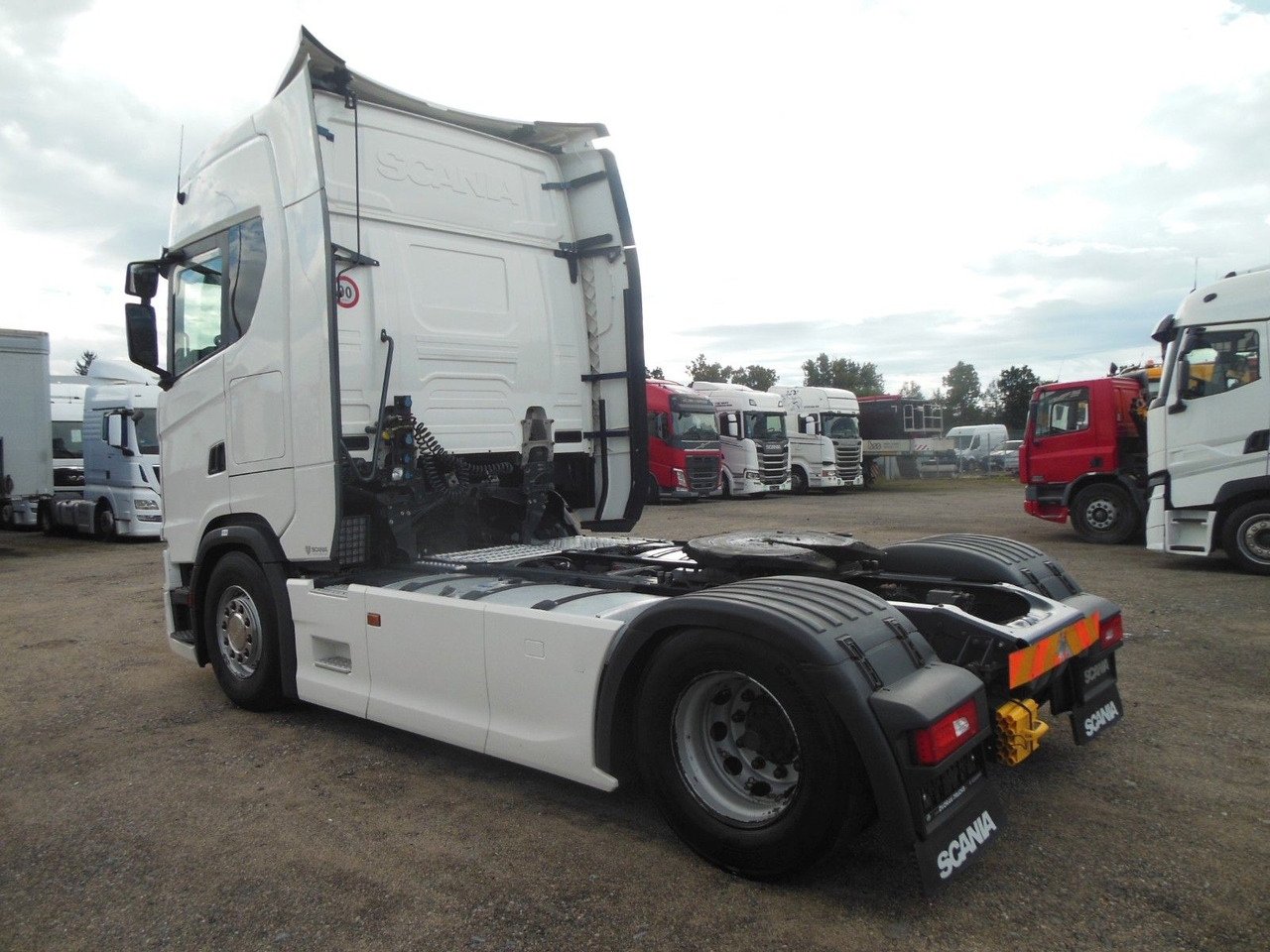 Scania S 450, VOLL LUFT, RETARDER, STANDKLIMA, TOP - Trekker: afbeelding 4 Scania S 450, VOLL LUFT, RETARDER, STANDKLIMA, TOP - Trekker: afbeelding 4
