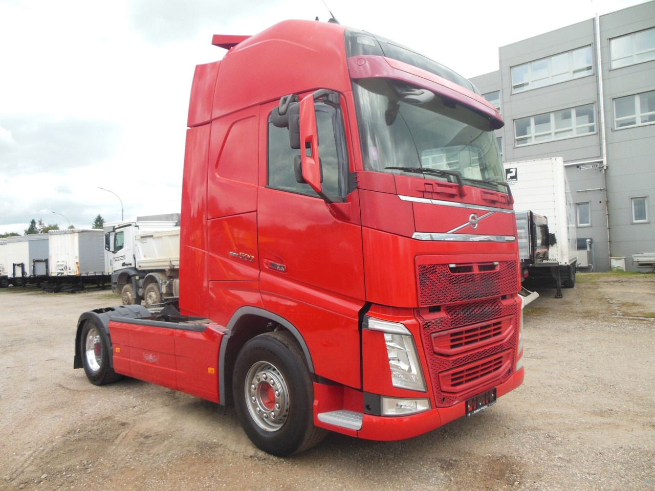 Volvo FH 13/500, GLOBE XL, STANDART, I PARK COOL - Trekker: afbeelding 2 Volvo FH 13/500, GLOBE XL, STANDART, I PARK COOL - Trekker: afbeelding 2