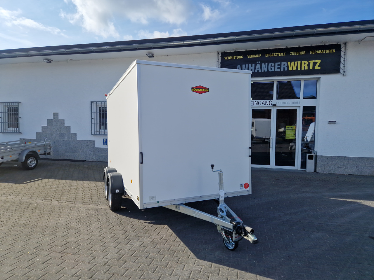 Böckmann Koffer KT 4018/27 H weiß 400x185x202cm (XL) 2700kg Modell 2024 - Gesloten aanhangwagen: afbeelding 4 Böckmann Koffer KT 4018/27 H weiß 400x185x202cm (XL) 2700kg Modell 2024 - Gesloten aanhangwagen: afbeelding 4