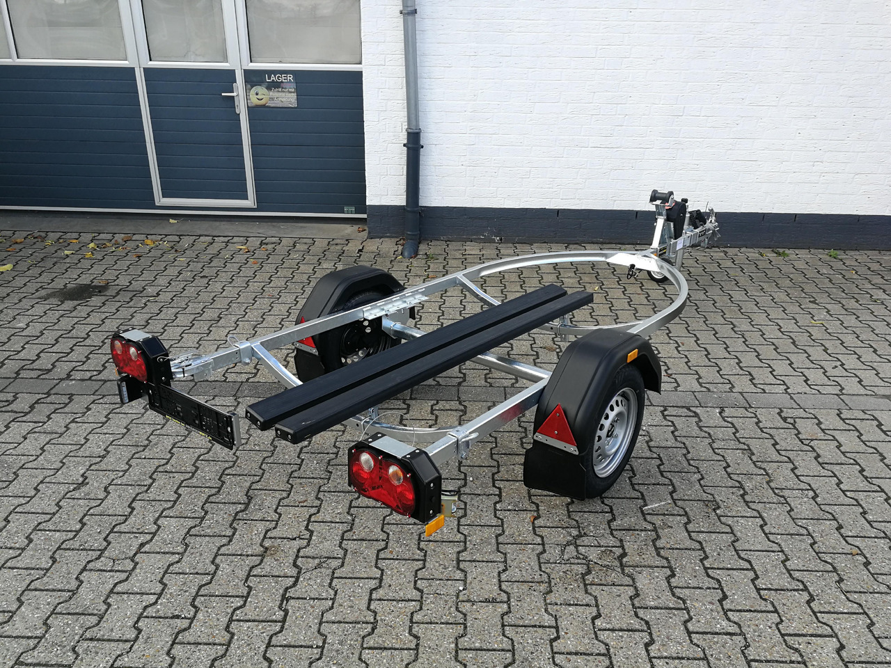 Brenderup Boot Jetski Trailer 8815UB PWC10750UBRX Langauflagen Seilwinde ( Gurtband) 750kg 311367 - Boottrailer: afbeelding 1 Brenderup Boot Jetski Trailer 8815UB PWC10750UBRX Langauflagen Seilwinde ( Gurtband) 750kg 311367 - Boottrailer: afbeelding 1