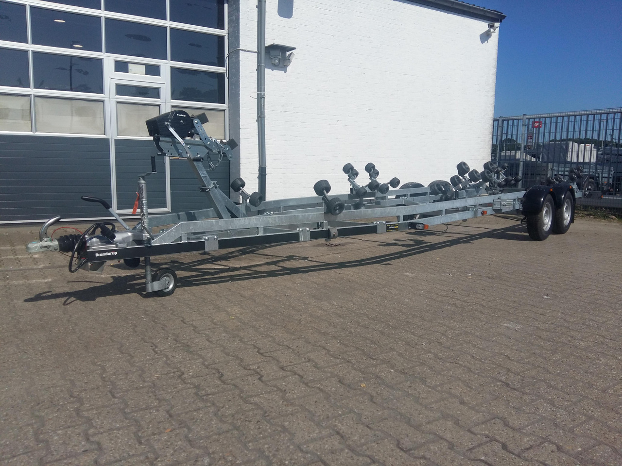 Brenderup Bootstrailer 303500 X TB SR X-Line Superrollen (XXL) 3500kg Online Winter Aktion - Boottrailer: afbeelding 3 Brenderup Bootstrailer 303500 X TB SR X-Line Superrollen (XXL) 3500kg Online Winter Aktion - Boottrailer: afbeelding 3