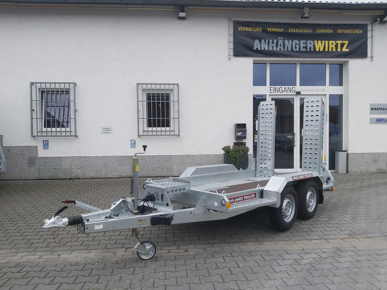 Brian James Digger Plant 543-2813-27 280x130cm Schaufelablage Rampen Reserverad 2700kg Aktion - Machinetransporter: afbeelding 5 Brian James Digger Plant 543-2813-27 280x130cm Schaufelablage Rampen Reserverad 2700kg Aktion - Machinetransporter: afbeelding 5