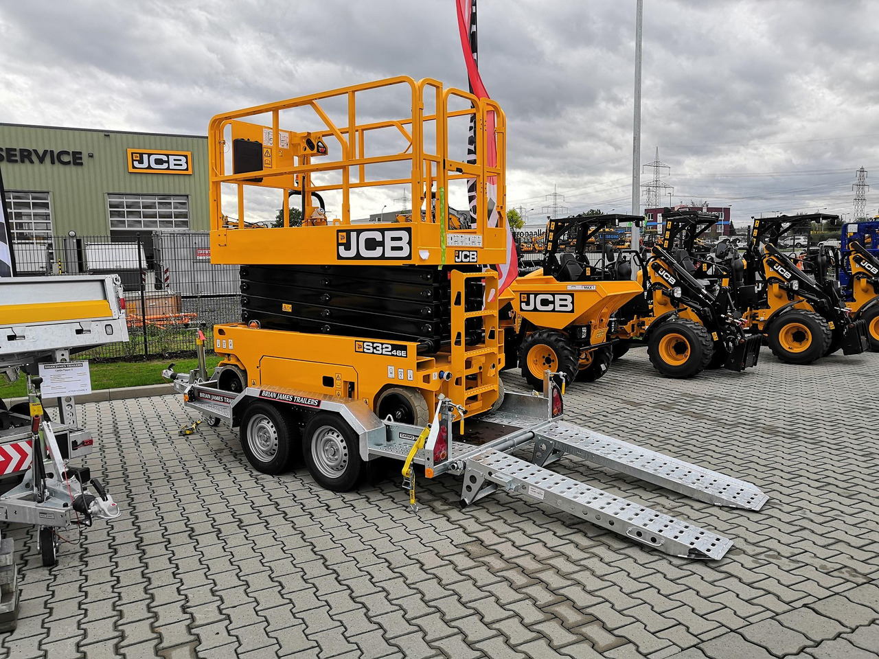 Brian James Digger Plant 543-2813-27 280x130cm Schaufelablage Rampen Reserverad 2700kg Aktion - Machinetransporter: afbeelding 1 Brian James Digger Plant 543-2813-27 280x130cm Schaufelablage Rampen Reserverad 2700kg Aktion - Machinetransporter: afbeelding 1