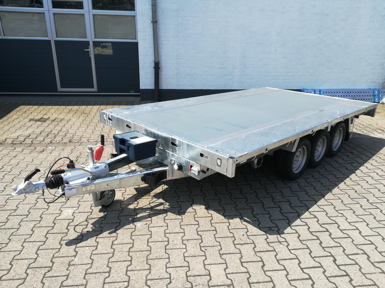 Brian James Trailer CarGO Tipper 2 elektrisch 360x195x30cm Stahlbordwände Pendel 12" Tridem 3,5t on - Kipper aanhangwagen: afbeelding 2 Brian James Trailer CarGO Tipper 2 elektrisch 360x195x30cm Stahlbordwände Pendel 12" Tridem 3,5t on - Kipper aanhangwagen: afbeelding 2