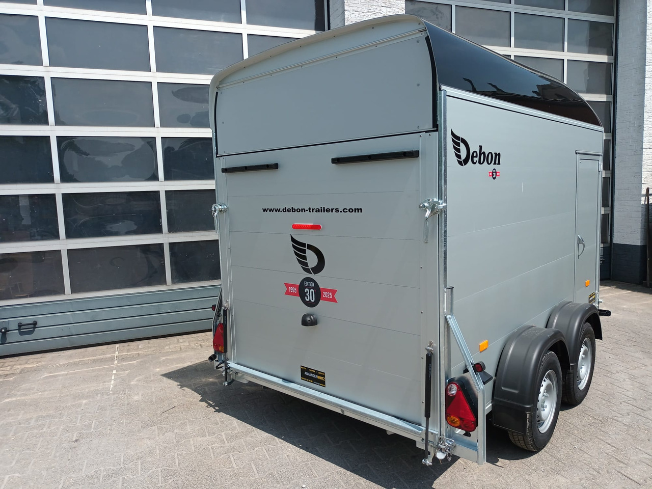 Cargo Roadster 500+ 312x167x199cm Alu Poly black Seitentür Pullman 100km/H 2600kg - Aanhangwagen auto: afbeelding 4 Cargo Roadster 500+ 312x167x199cm Alu Poly black Seitentür Pullman 100km/H 2600kg - Aanhangwagen auto: afbeelding 4