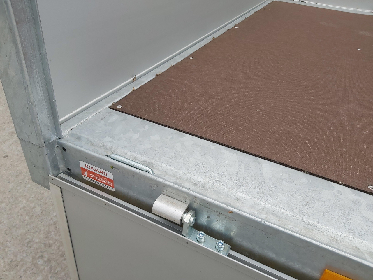 Hochlader 356x200x30cm Lfh: 56cm 10" (L) 2700kg - Open/ Plateau aanhangwagen: afbeelding 3 Hochlader 356x200x30cm Lfh: 56cm 10" (L) 2700kg - Open/ Plateau aanhangwagen: afbeelding 3