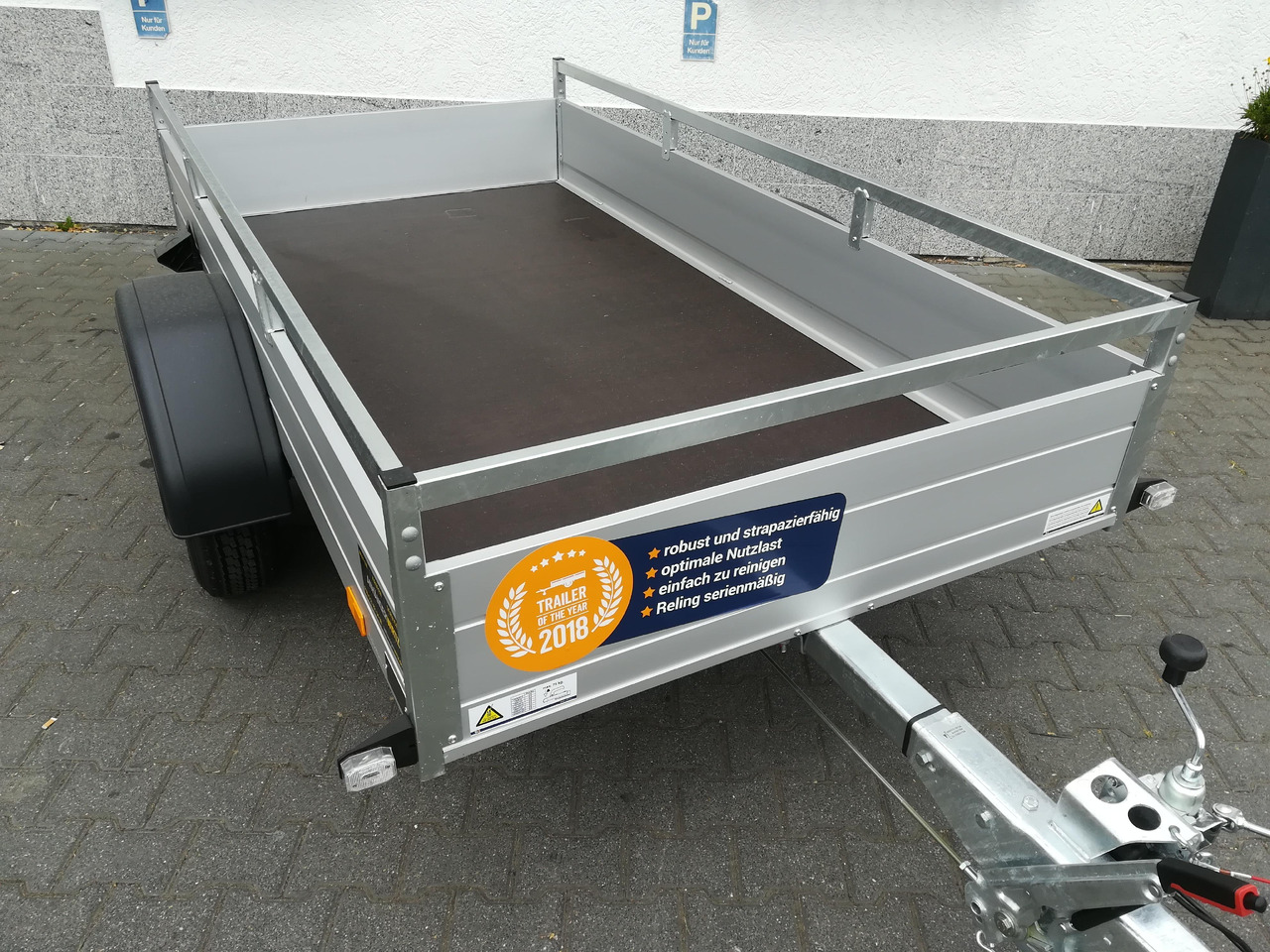 Saris Anhänger DV135 McAlu Pro MP 255x133x43cm (S) 1350kg Online Aktion Modell 2024 - Aanhangwagen auto: afbeelding 4 Saris Anhänger DV135 McAlu Pro MP 255x133x43cm (S) 1350kg Online Aktion Modell 2024 - Aanhangwagen auto: afbeelding 4