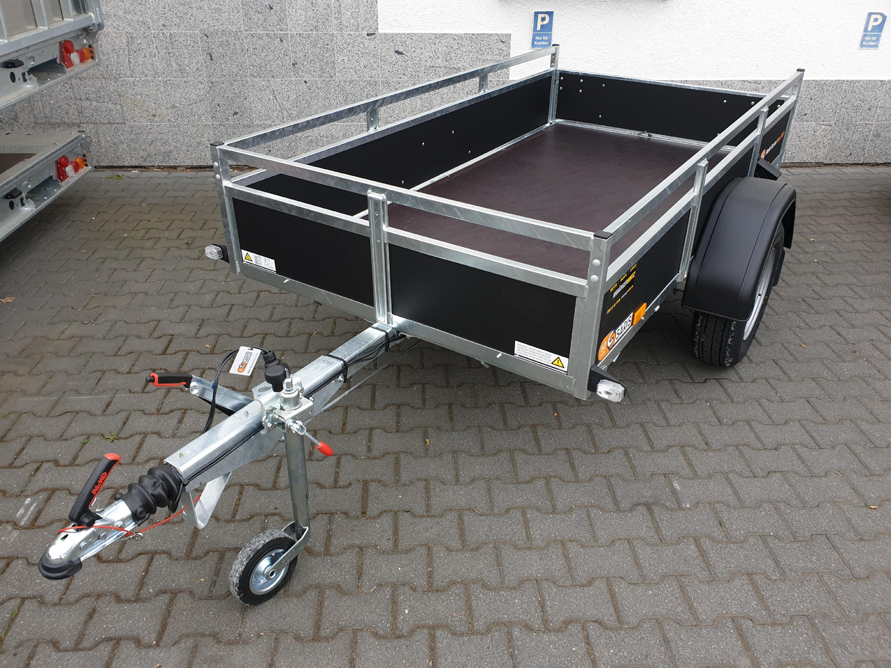 Saris BMG 135 Classic Wood 255x133x45cm (S) 1350kg Abverkauf Aktion - Aanhangwagen auto: afbeelding 1 Saris BMG 135 Classic Wood 255x133x45cm (S) 1350kg Abverkauf Aktion - Aanhangwagen auto: afbeelding 1