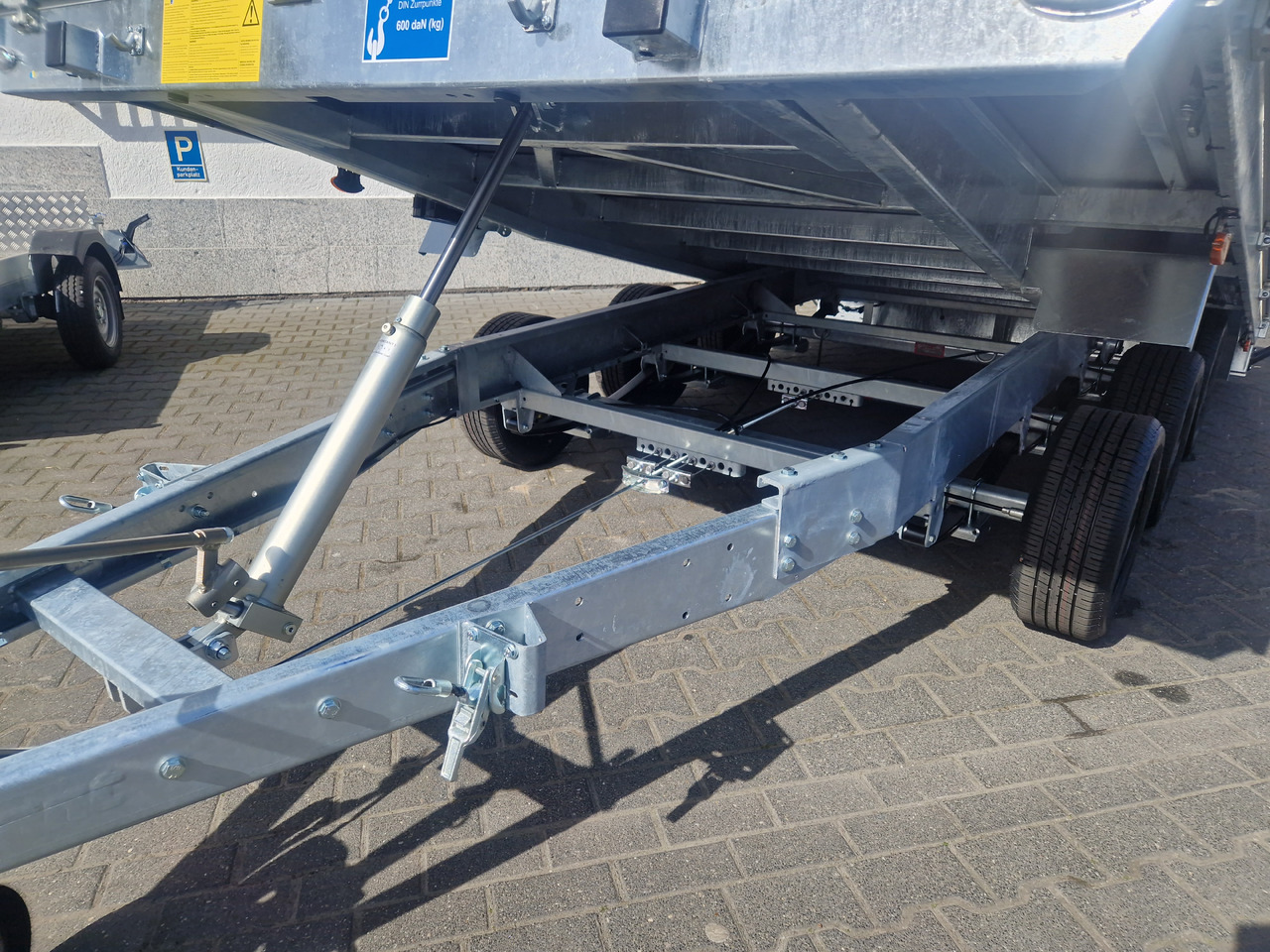 Kipper aanhangwagen Variant Maschinentransporter 3543 UX Maxi Load LED Tridem Parabelfederung 3500kg: afbeelding 13 Kipper aanhangwagen Variant Maschinentransporter 3543 UX Maxi Load LED Tridem Parabelfederung 3500kg: afbeelding 13