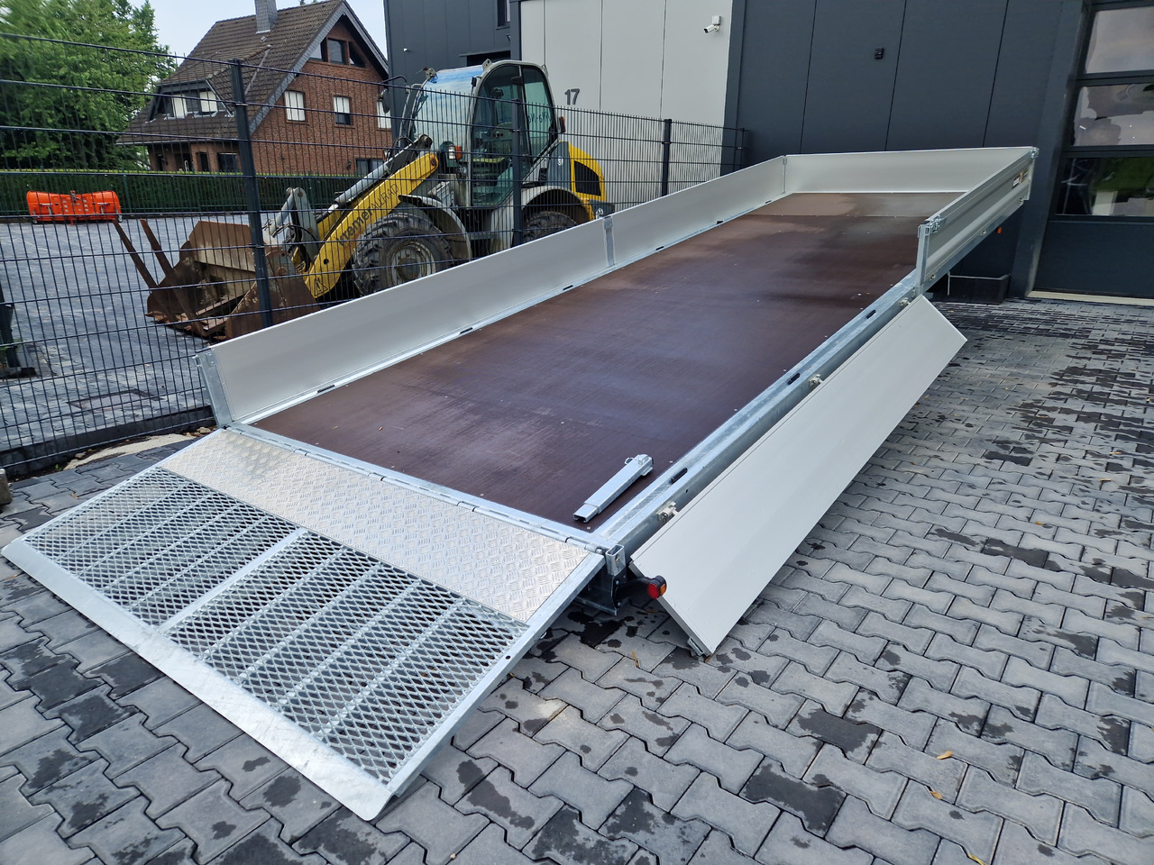 Variant Maschinentransporter 3563 UX Maxi Load 620x210x30cm LED Tridem Parabel black 3500kg - Machinetransporter: afbeelding 5 Variant Maschinentransporter 3563 UX Maxi Load 620x210x30cm LED Tridem Parabel black 3500kg - Machinetransporter: afbeelding 5