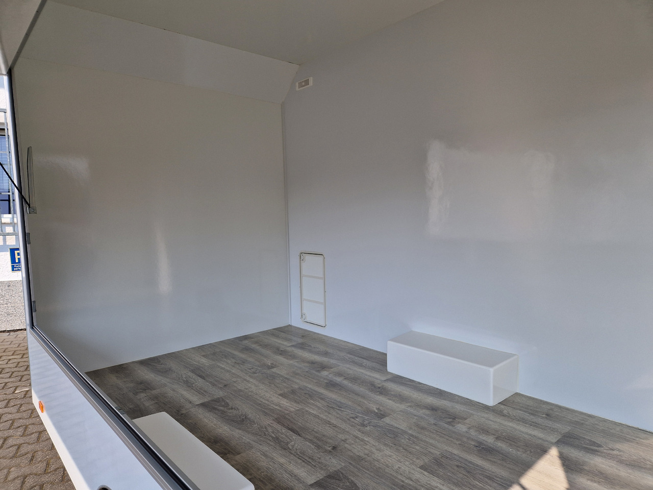 Verkoopwagen Verkaufsanhänger VK 360 200 aero retro 360cm 1 Verkaufsklappe 1300kg Winter AKTION: afbeelding 8