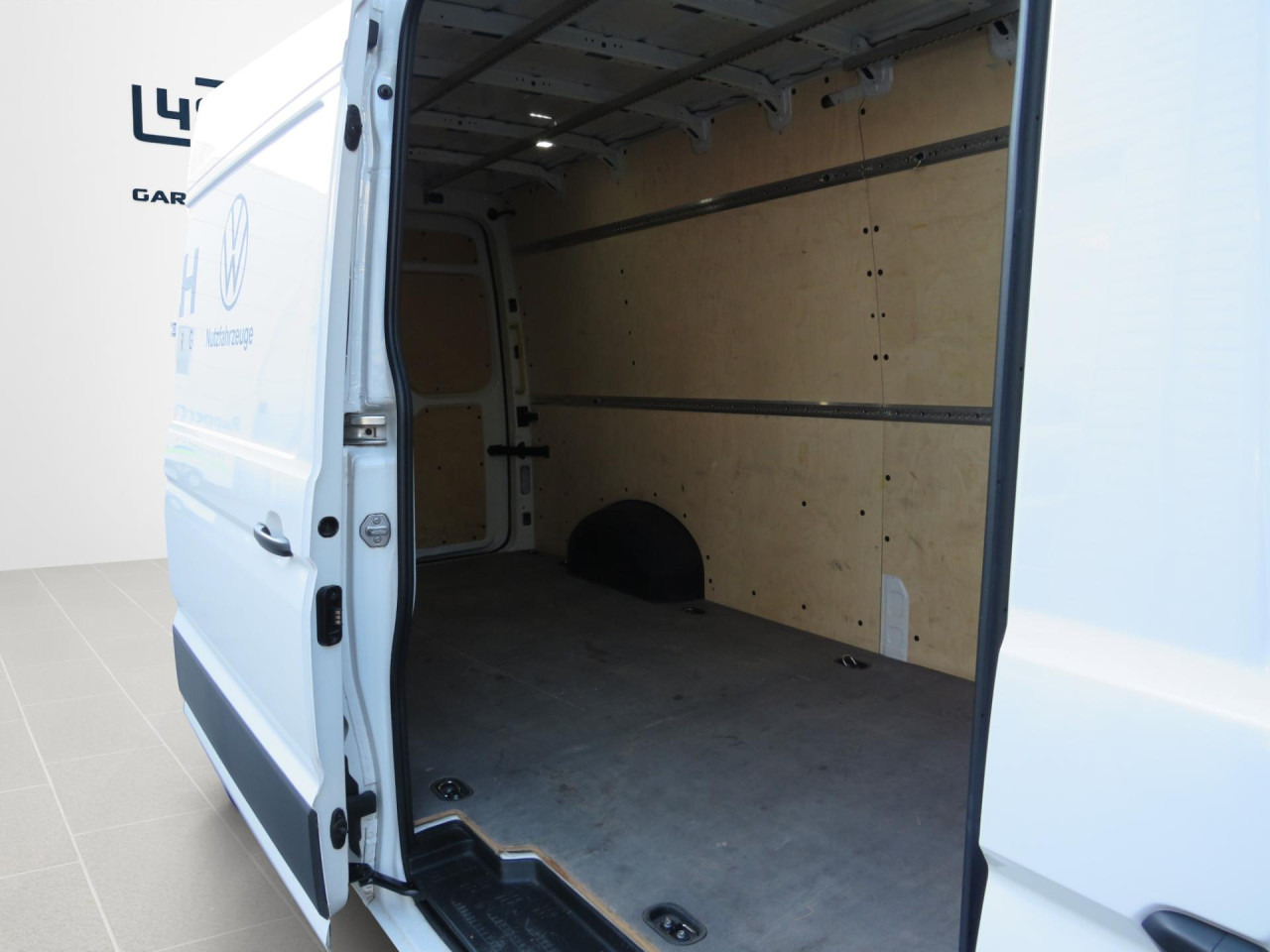 VOLKSWAGEN Crafter 35 L4H3 Kasten Klima AHK ZV - Gesloten bestelwagen: afbeelding 5 VOLKSWAGEN Crafter 35 L4H3 Kasten Klima AHK ZV - Gesloten bestelwagen: afbeelding 5