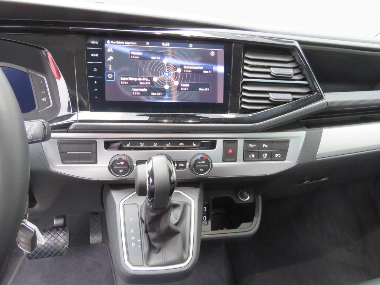 VOLKSWAGEN T6.1 Multivan Comfortline Edition Court Bluetooth - Personenwagen: afbeelding 4 VOLKSWAGEN T6.1 Multivan Comfortline Edition Court Bluetooth - Personenwagen: afbeelding 4