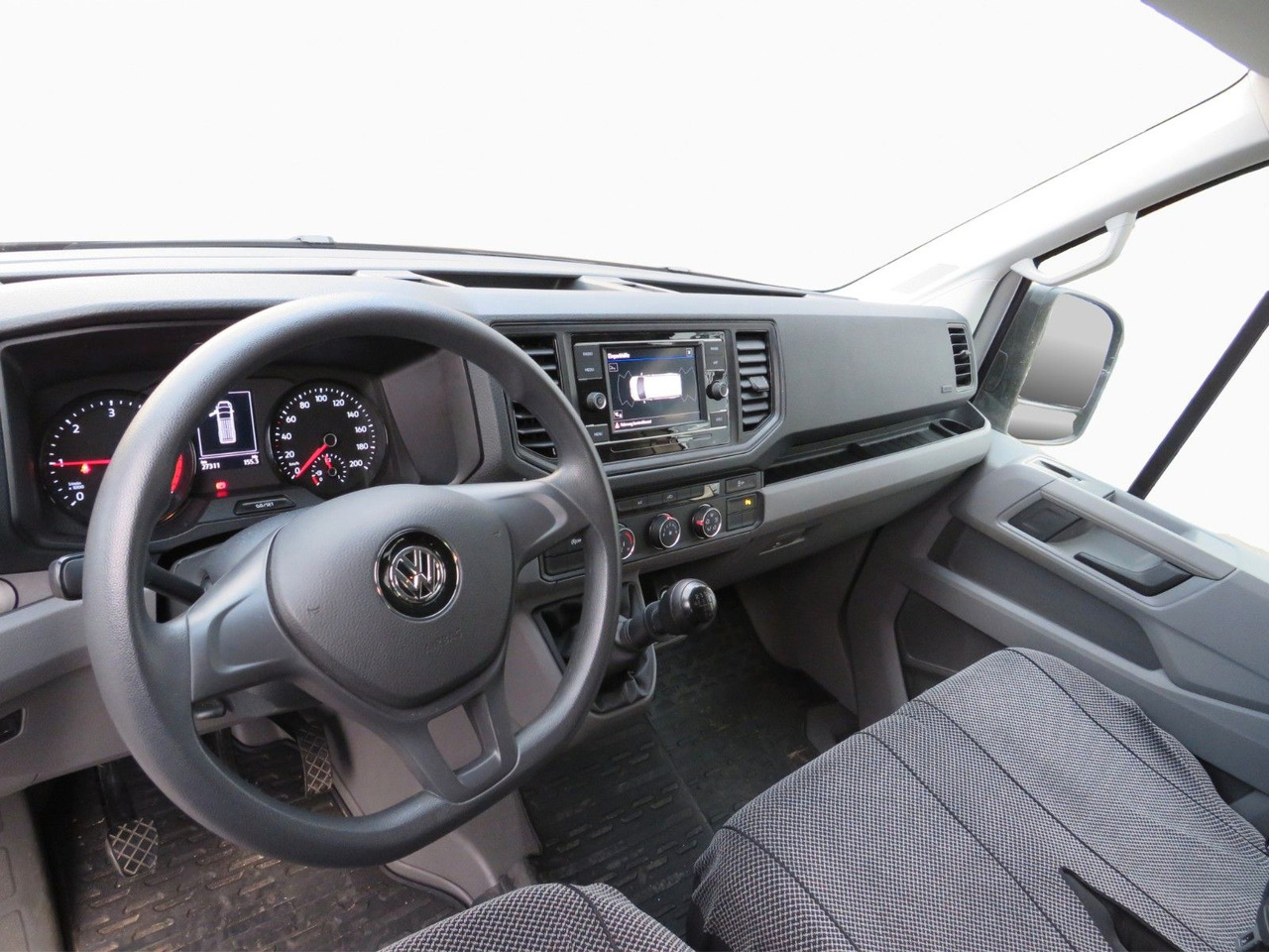 Volkswagen Crafter 35 L4H3 Doka Kasten Volkswagen Crafter 35 L4H3 Doka Kasten - Gesloten bestelwagen, Bestelwagen met dubbele cabine: afbeelding 2 Volkswagen Crafter 35 L4H3 Doka Kasten Volkswagen Crafter 35 L4H3 Doka Kasten - Gesloten bestelwagen, Bestelwagen met dubbele cabine: afbeelding 2