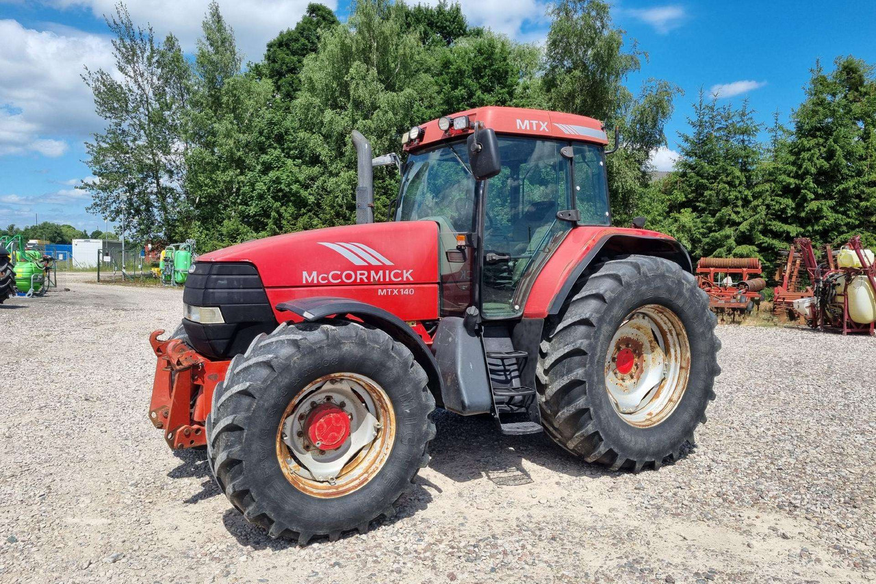 McCORMICK MTX140 - Tractor: afbeelding 1 McCORMICK MTX140 - Tractor: afbeelding 1