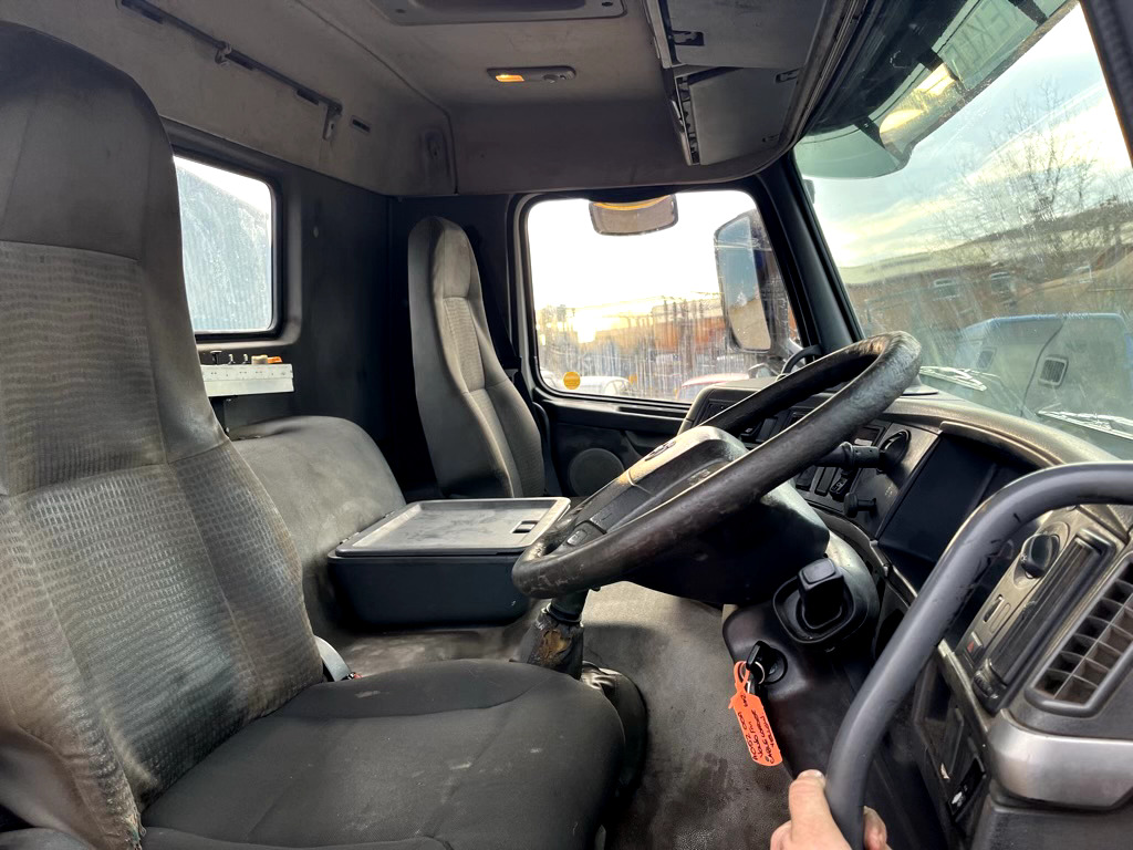 Chassis vrachtwagen VOLVO FM9 260 6X2: afbeelding 19