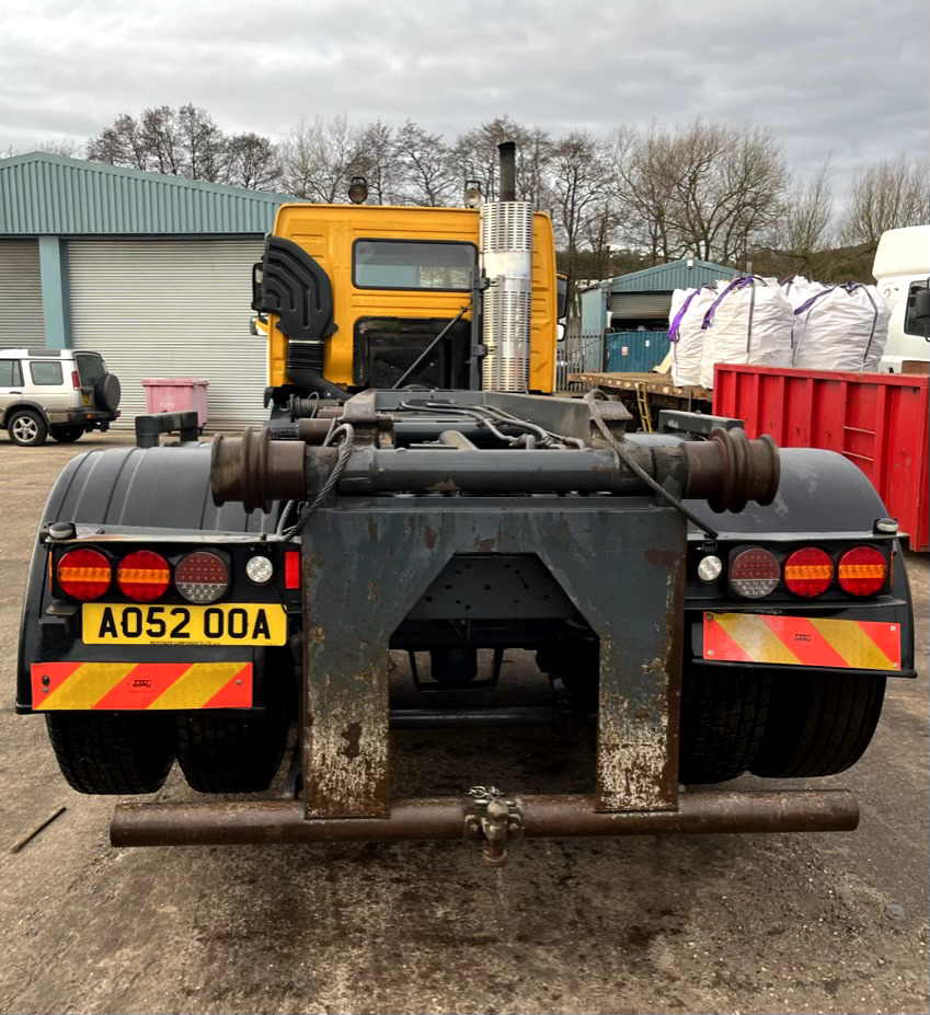 Chassis vrachtwagen VOLVO FM9 260 6X2: afbeelding 7