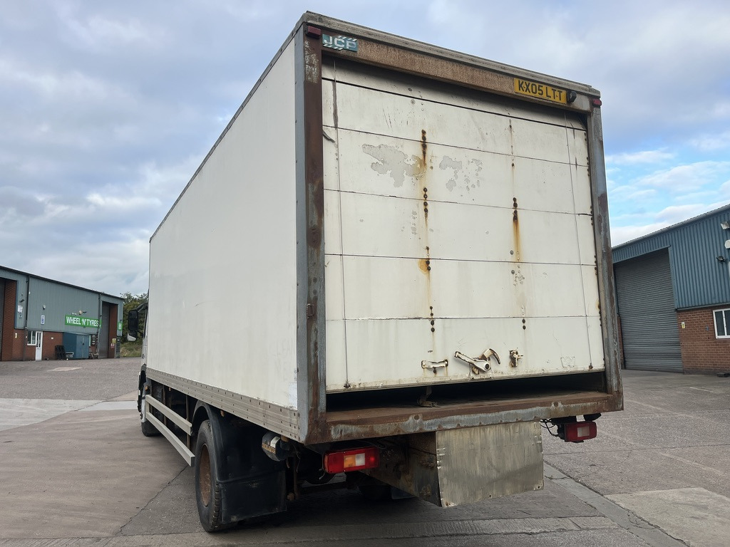 Volvo FM9 300 4x2 Box Van - Bestelwagen gesloten laadbak: afbeelding 4 Volvo FM9 300 4x2 Box Van - Bestelwagen gesloten laadbak: afbeelding 4