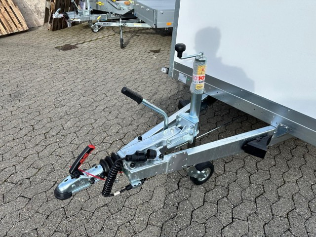Brenderup Cargo Dynamic CD300TBD2000 Türe, Kofferanhänger 2,0 to. 300x153x185cm - Gesloten aanhangwagen: afbeelding 2 Brenderup Cargo Dynamic CD300TBD2000 Türe, Kofferanhänger 2,0 to. 300x153x185cm - Gesloten aanhangwagen: afbeelding 2