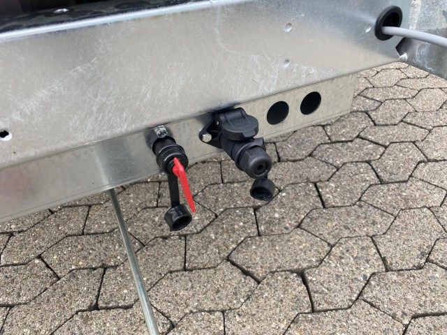 Brenderup Rückwärtskipper BT4260STB 2000, 2,0 to., E-Pumpe, 259x143x35cm - Kipper aanhangwagen: afbeelding 3 Brenderup Rückwärtskipper BT4260STB 2000, 2,0 to., E-Pumpe, 259x143x35cm - Kipper aanhangwagen: afbeelding 3