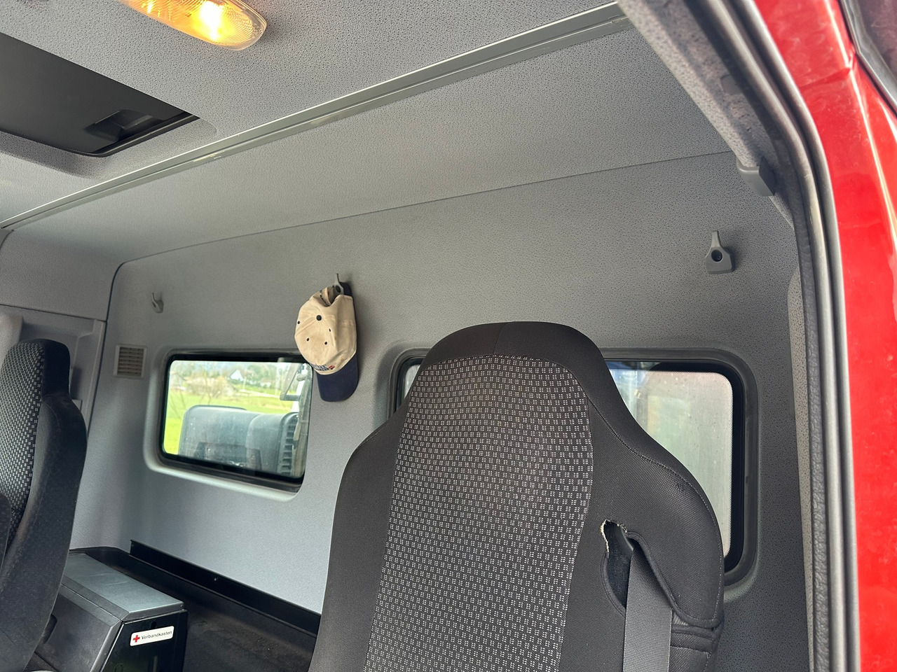 Kipper vrachtwagen MERCEDES-BENZ Actros 3248 8x4 Kipper: afbeelding 11