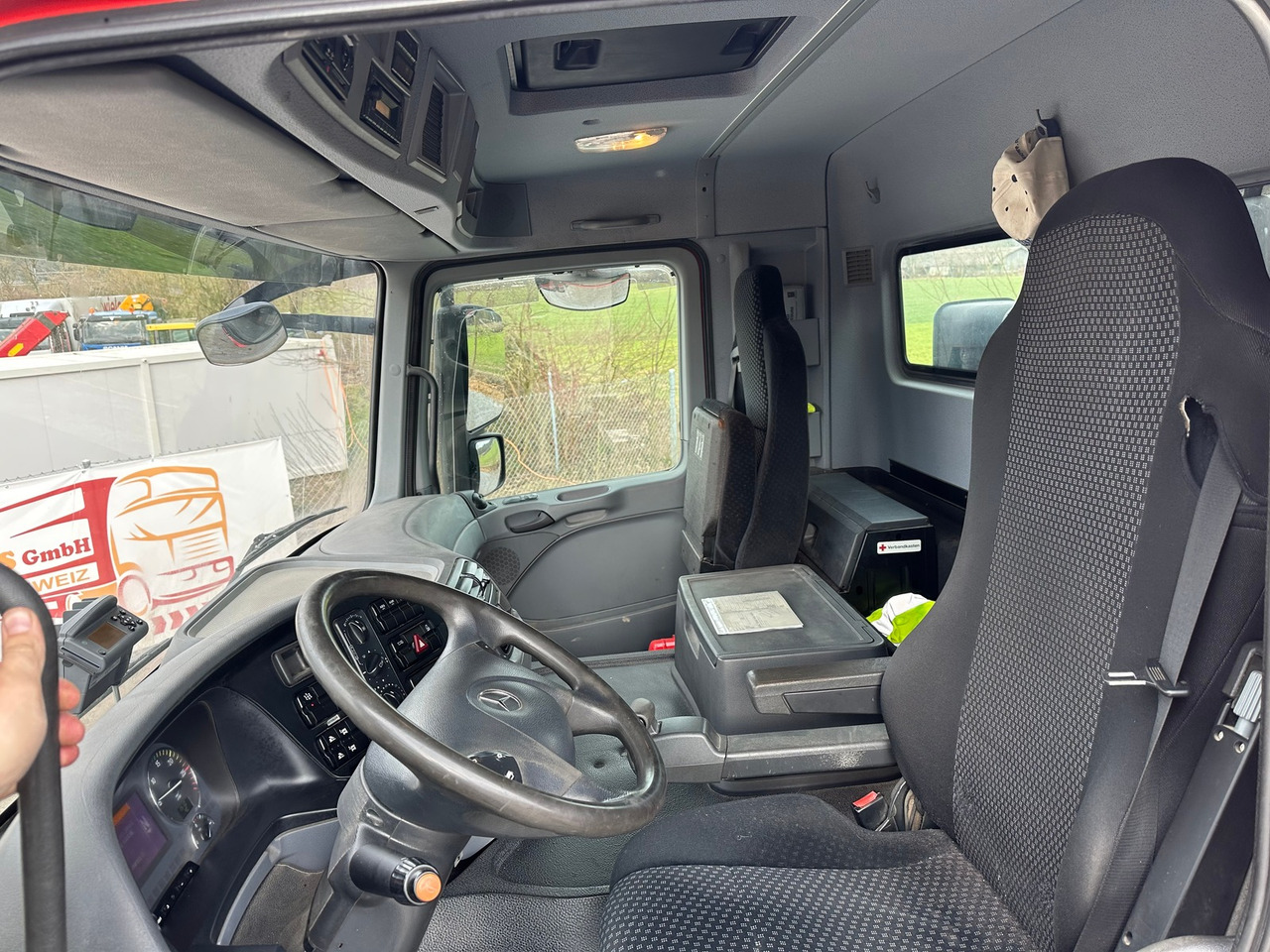 Kipper vrachtwagen MERCEDES-BENZ Actros 3248 8x4 Kipper: afbeelding 8