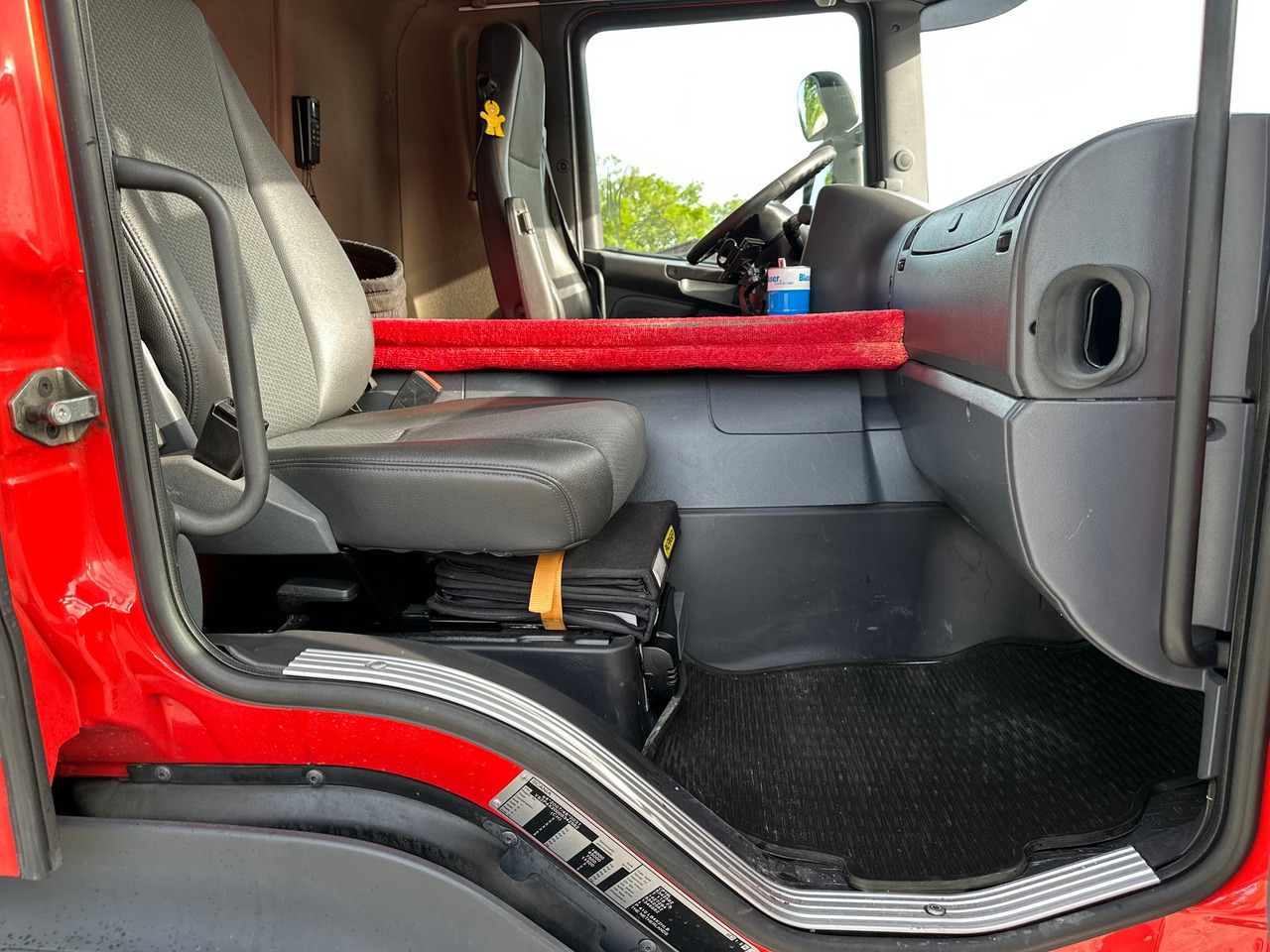 SCANIA P410 Euro6 4x2 Palfinger 13001 - Vrachtwagen met open laadbak, Kraanwagen: afbeelding 5 SCANIA P410 Euro6 4x2 Palfinger 13001 - Vrachtwagen met open laadbak, Kraanwagen: afbeelding 5